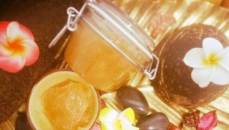 goldbeauty-cocooning-estheticienne-domicile-lattes-massage-relaxant-soins-corps-rituel-gommage